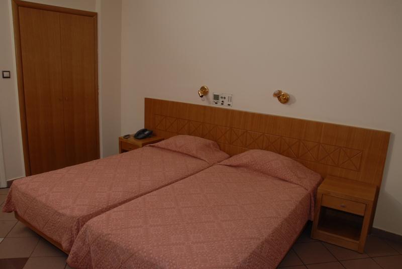 Achillion Hotel Atina Oda fotoğraf