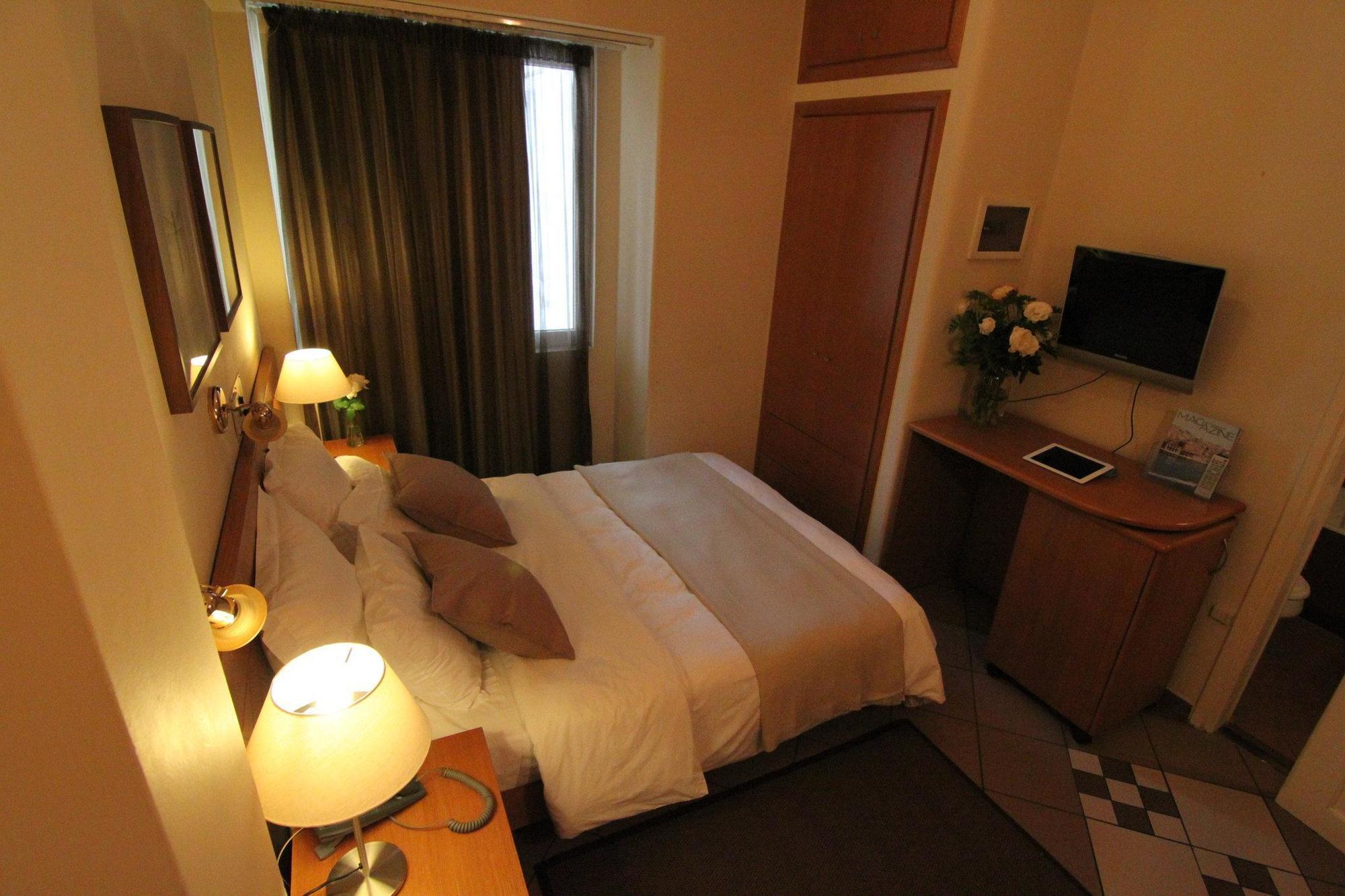 Achillion Hotel Atina Dış mekan fotoğraf