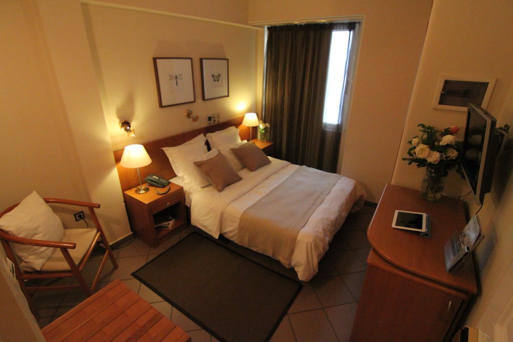 Achillion Hotel Atina Oda fotoğraf